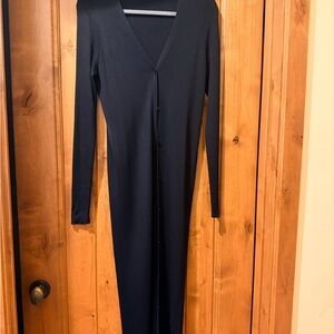 Ralph Lauren Black  Long silk ridged button down v neck duster. Gorgeous.